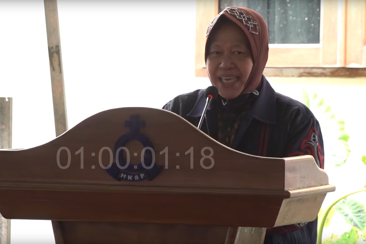 Social Affairs Minister Risma Speech in Front of the Tarutung HKBP Congregation