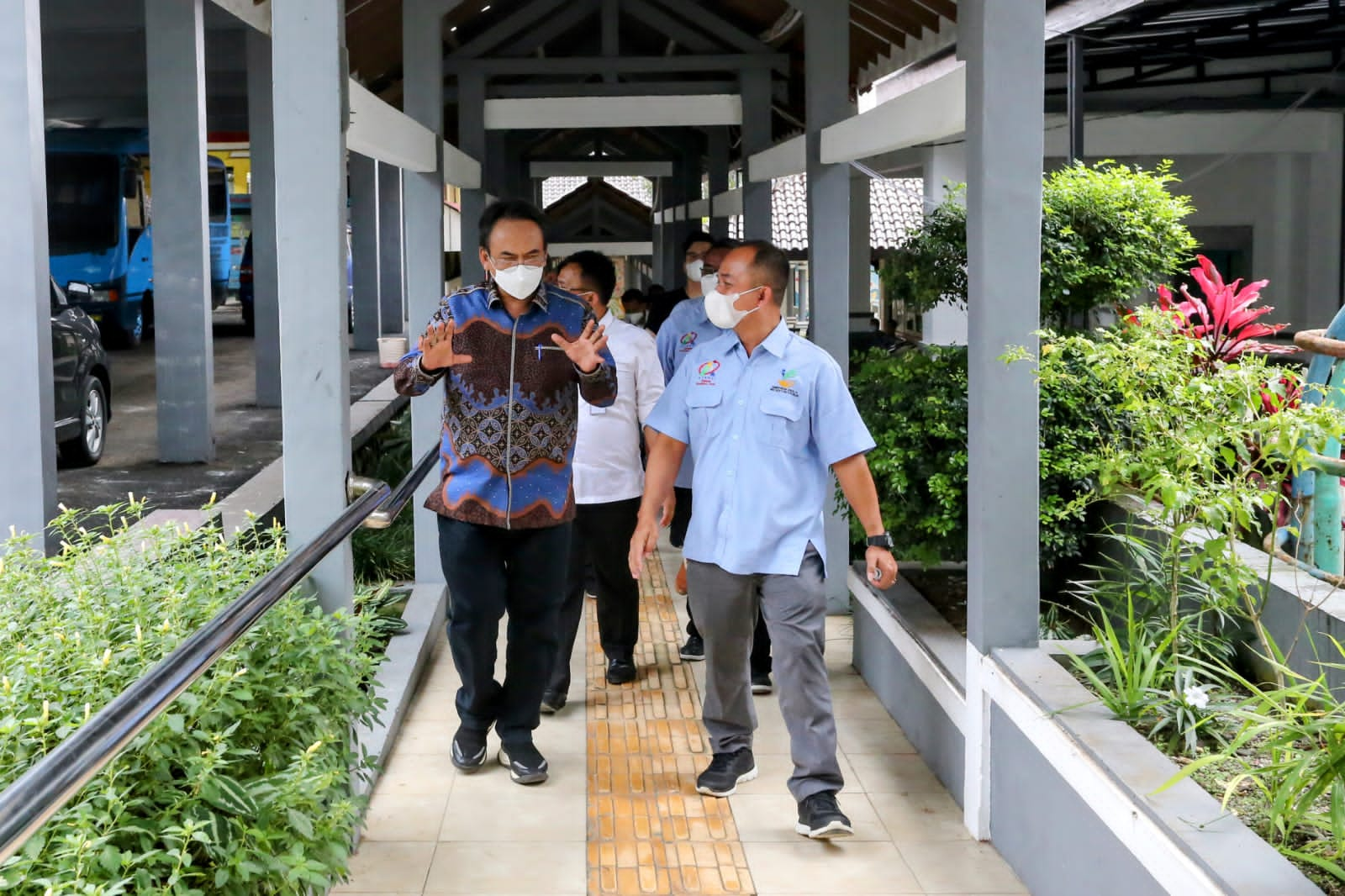 Secretary General of the Ministry of Social Affairs Visits SKA Baturraden