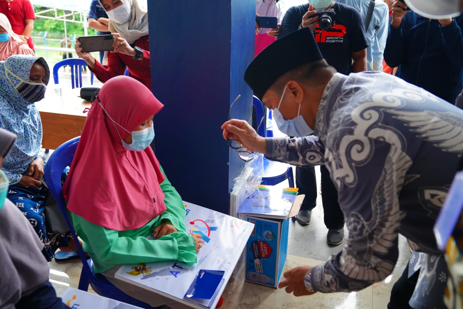 Bantuan Kemensos dan Pemberdayaan: Stimulus Keluar dari Garis Kemiskinan