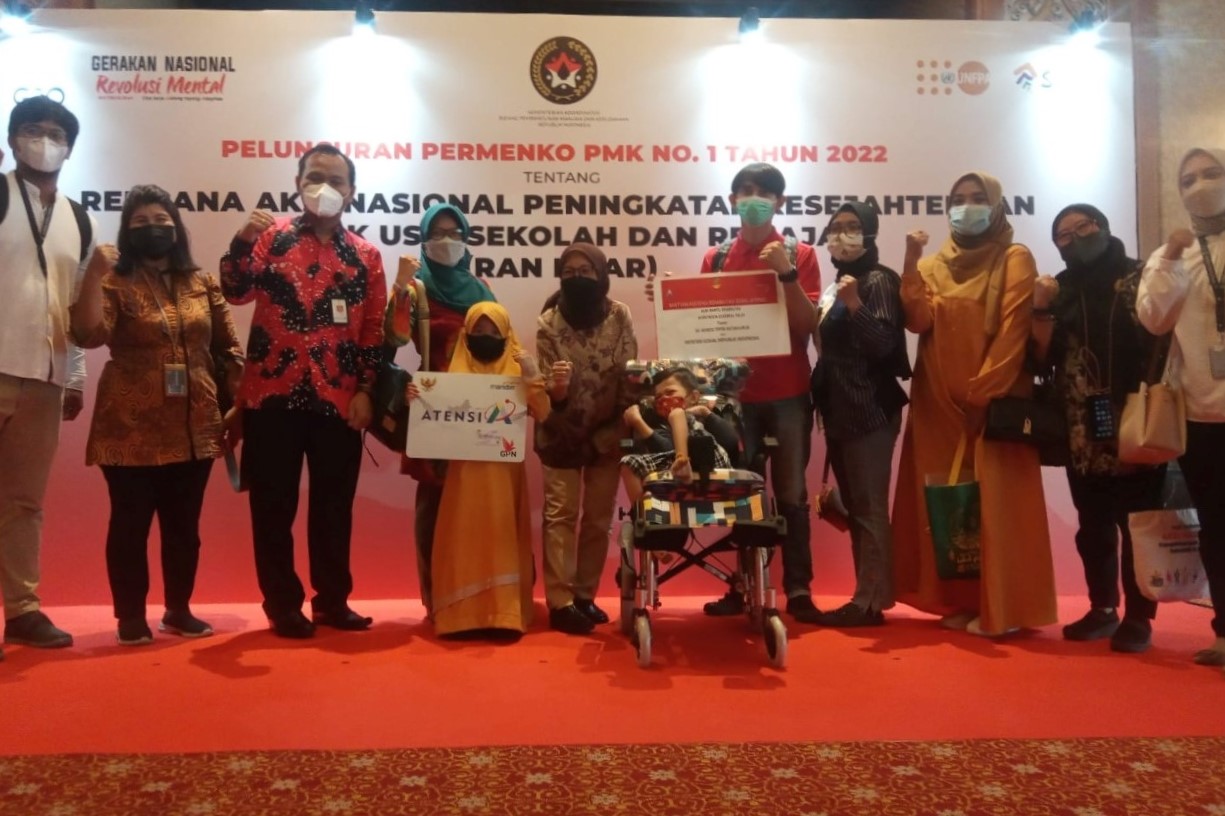 Kemensos Salurkan Bantuan ATENSI Anak Penyandang Disabilitas