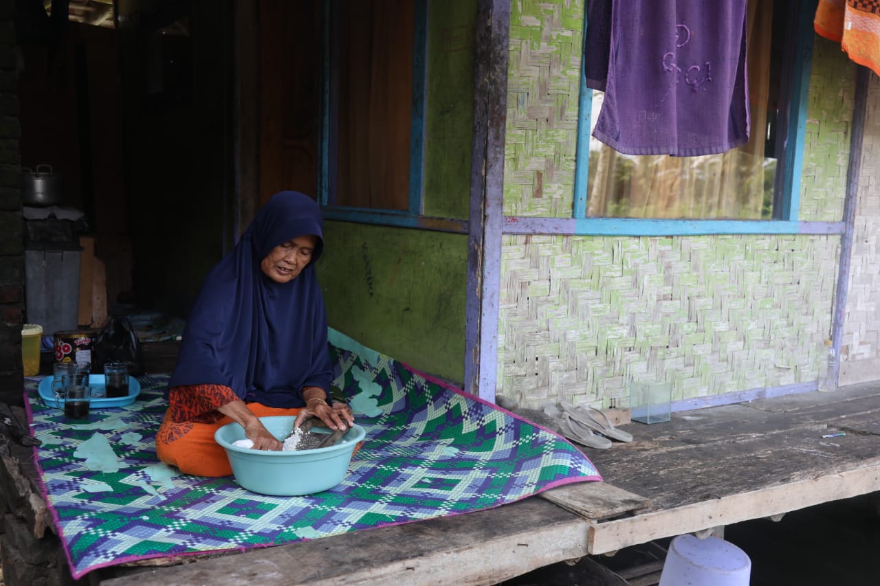 Lansia Tunggal Punya Cara Nikmati Usia Senja