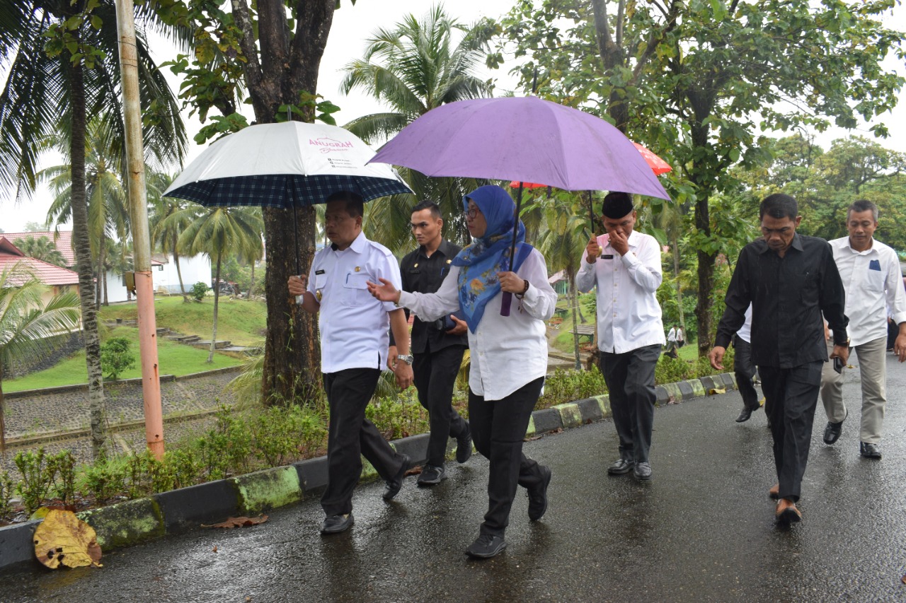 Bupati Sarolangun Kunjungi Sentra Dharma Guna Bengkulu