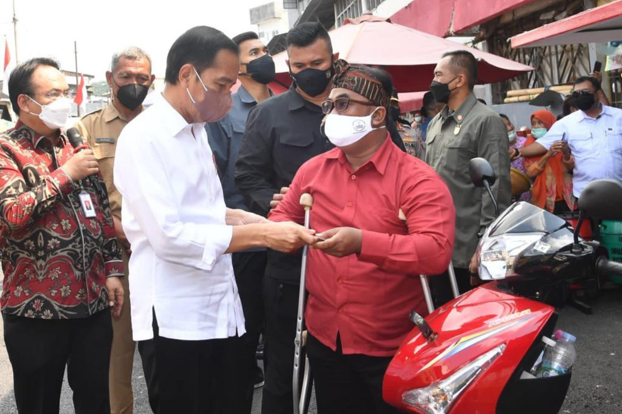 Disapa Presiden, Senyum Penerima Manfaat Mengembang di Sudut-sudut Pasar Peterongan Semarang