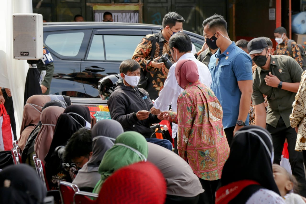 The President of the Republic of Indonesia Reminds of the Proper Use of Social Assistance in Bandung