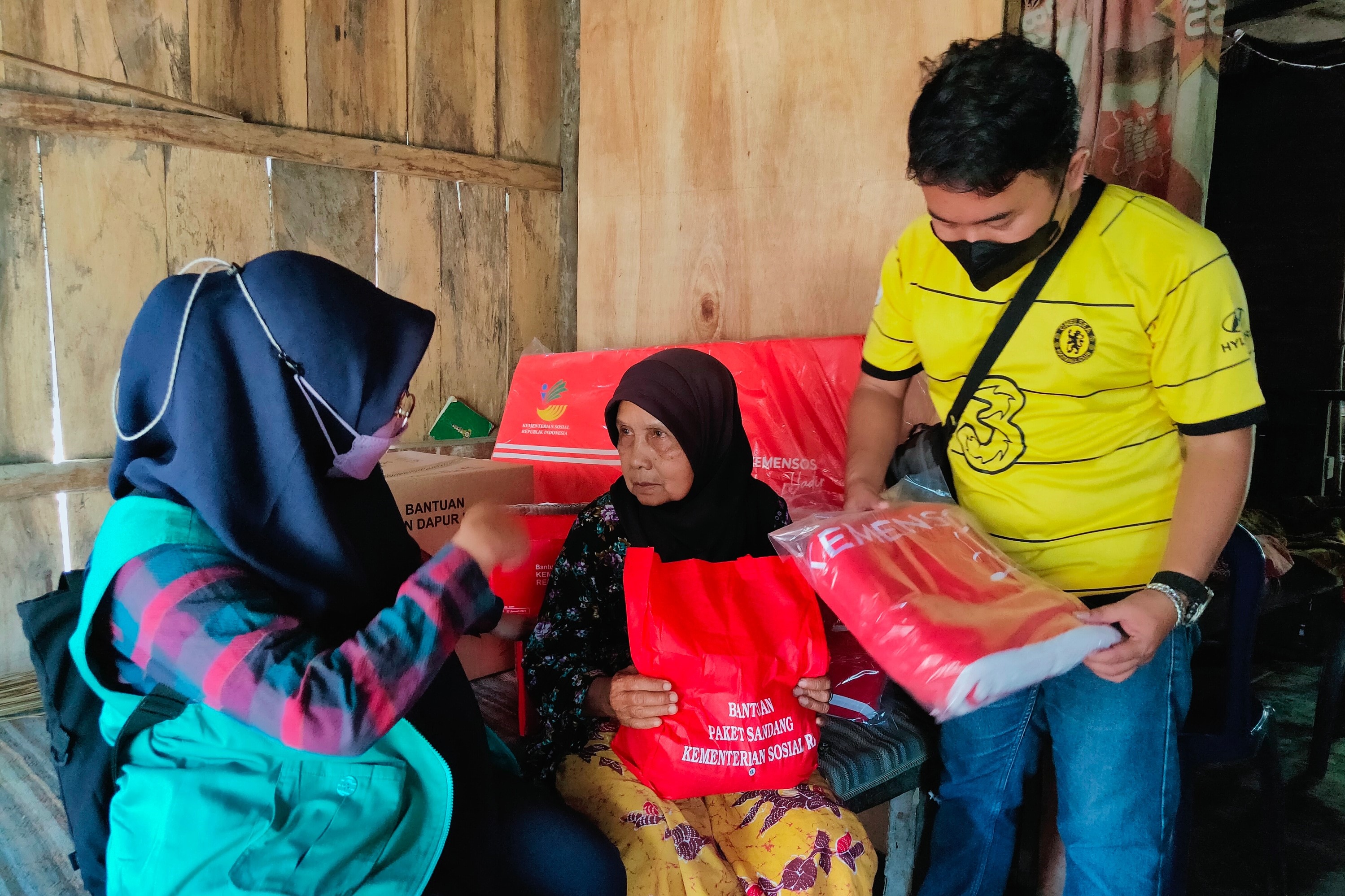 Terbaring Selama Empat Tahun, Akhirnya Rakipah Mendapatkan Hospital Bed