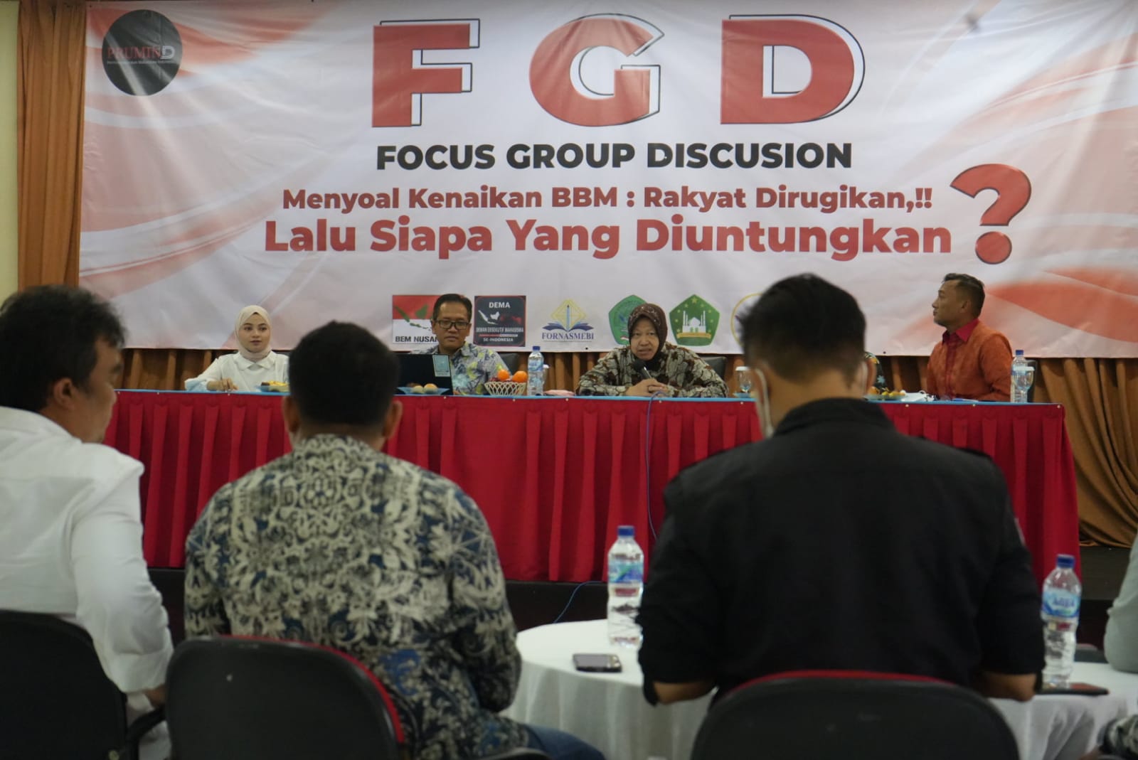 FGD Mensos Risma dan Mahasiswa