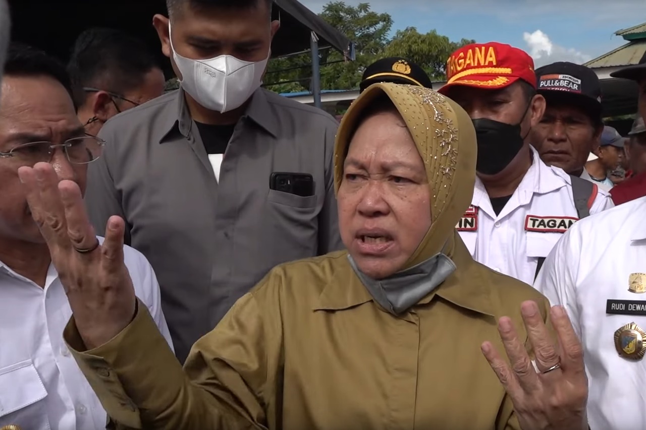 Social Affairs Minister Risma Observes Sigi Flood | September 7, 2022