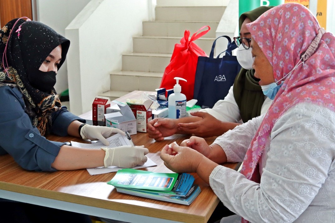 KORPRI Kemensos Bersama PMI Kota Bekasi Gelar Kegiatan Donor Darah