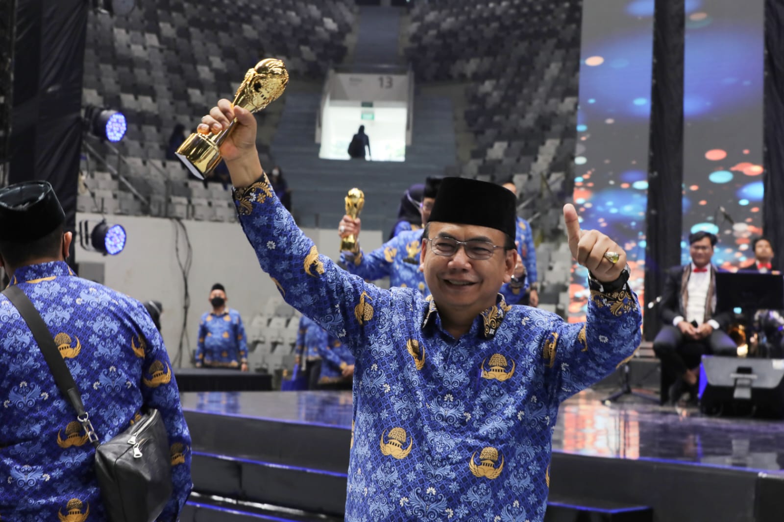 Di HUT KORPRI ke-51, Kemensos Raih 2 Penghargaan dari KORPRI Award