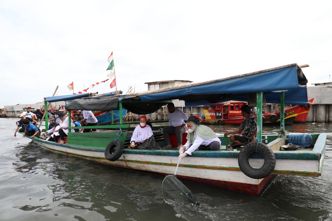 Ministry of Social Affairs Holds Environmental Cleanliness Social Service with Social Pillars