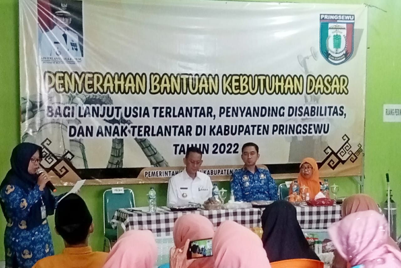 PPKS Assisted by LKS Amanah Bunda Receives Basic Needs Assistance from Pringsewu Regency Government