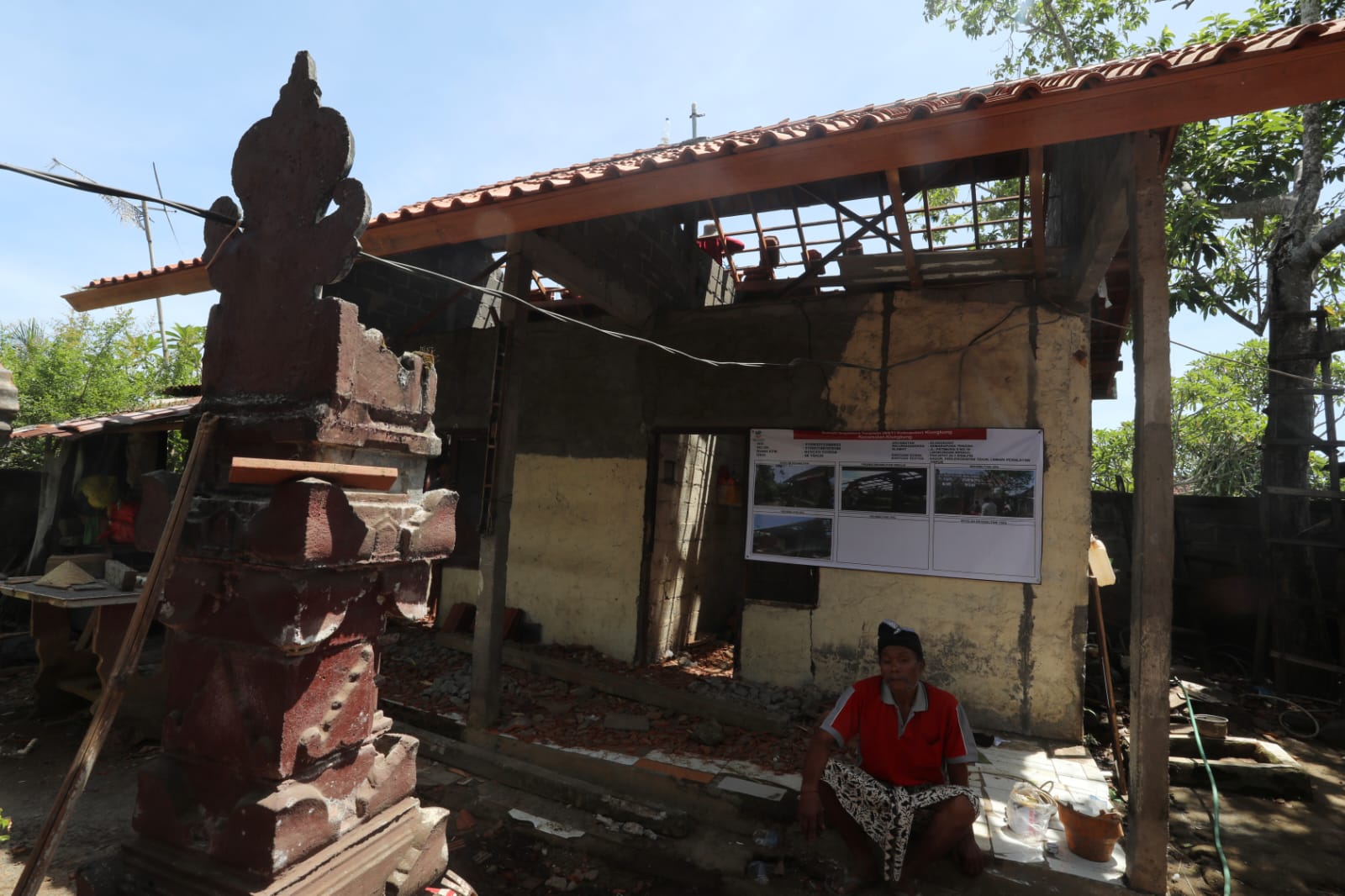 Kemensos Berikan Bantuan RST dan PENA di Klungkung