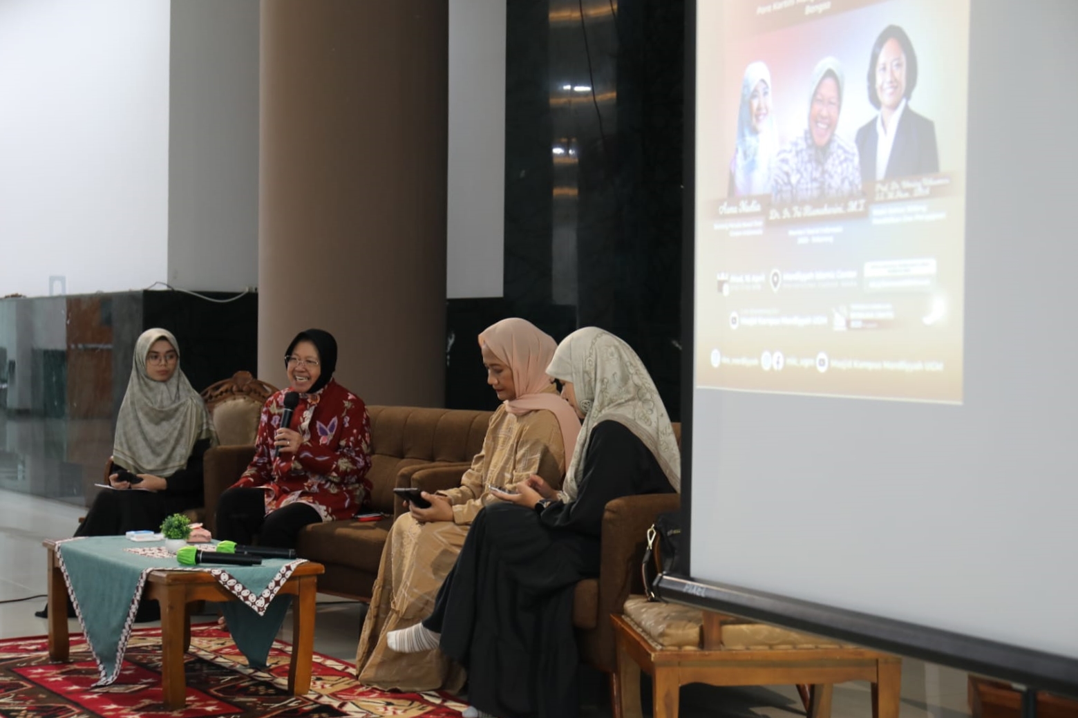 Minister of Social Affairs Risma Reveals the Strategic Role of Women in Overcoming Social Problems