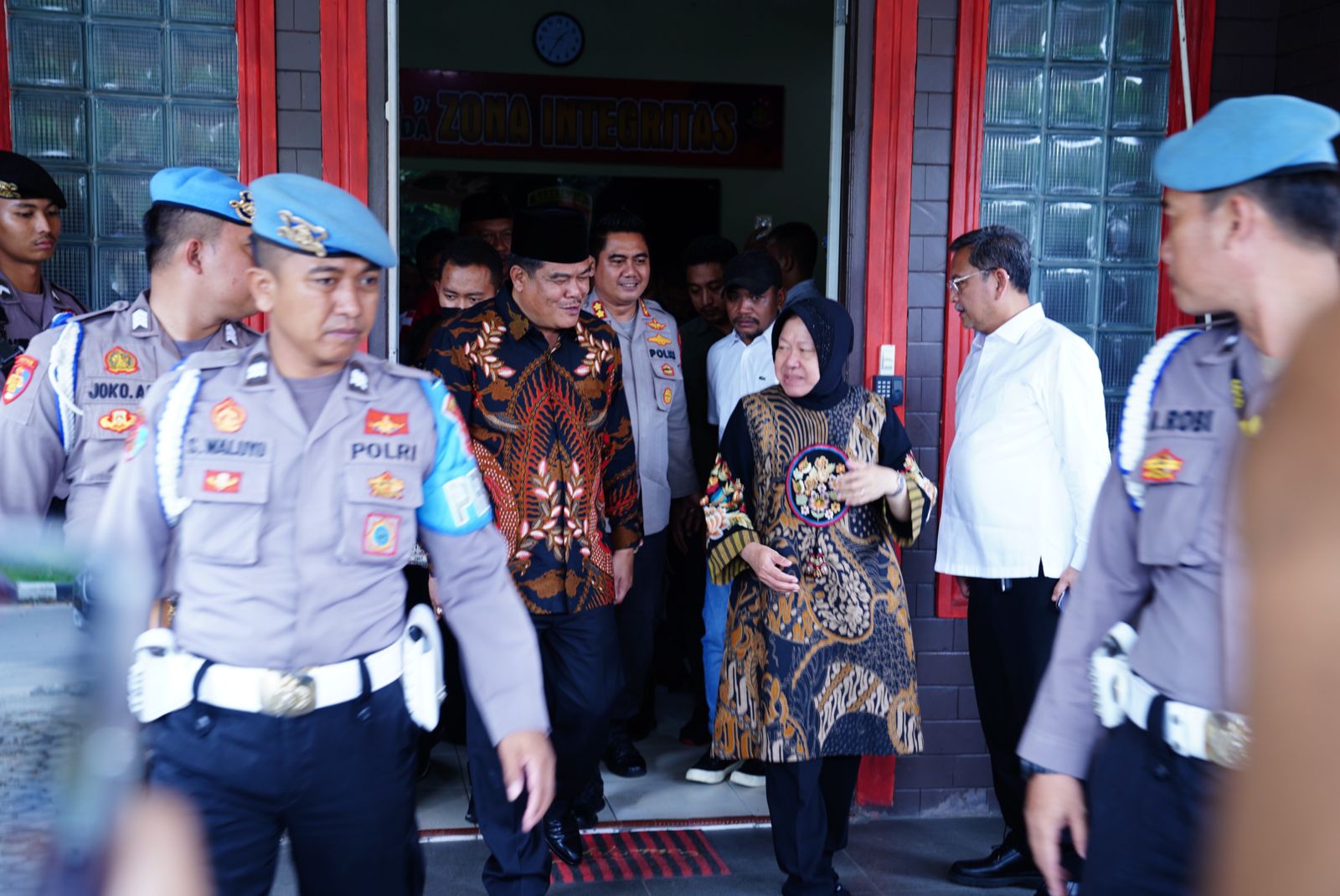 Kunjungi Anak Korban Rudapaksa di Lampung, Mensos Himbau Para Ibu Lebih Perhatikan Anak