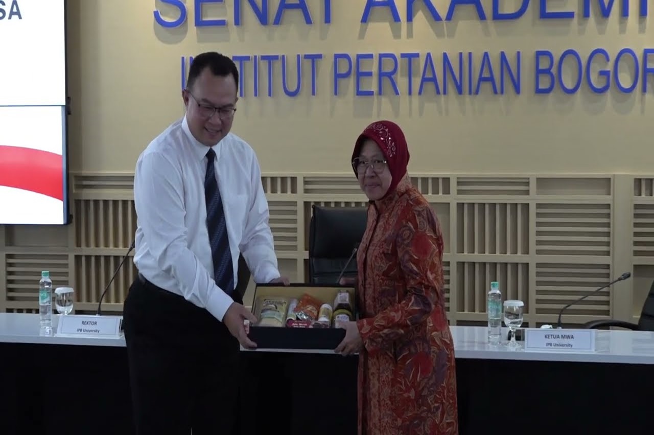 Overcoming Poverty with Various Technological Innovations, Minister of Social Affairs Appreciates IPB University