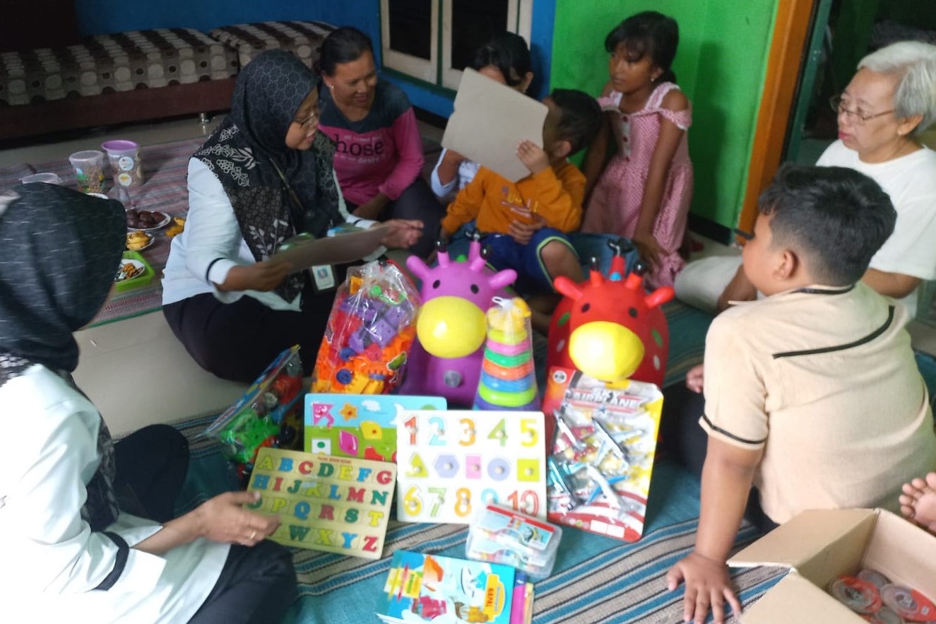 Kemensos Dampingi Anak dan Keluarga Ibu yang Meninggal Sambil Peluk Bayi