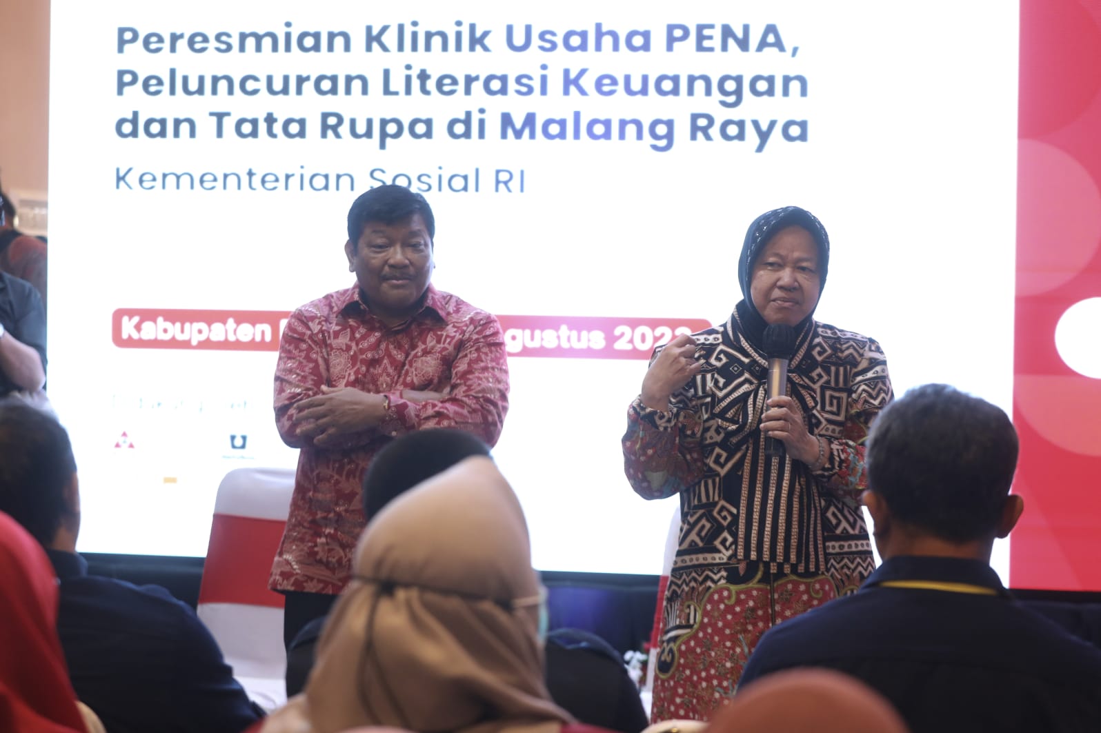 Minister of Social Affairs Risma Provides Direction and Capacity Strengthening of PKH and TKSK Human Resources