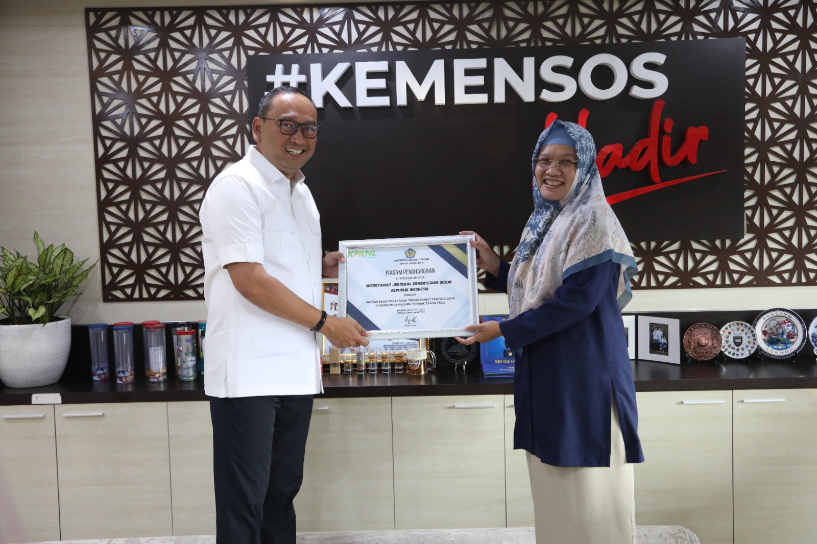 The Acting Secretary General of the Ministry of Social Affairs Receives a Visit from KPKNL Jakarta III