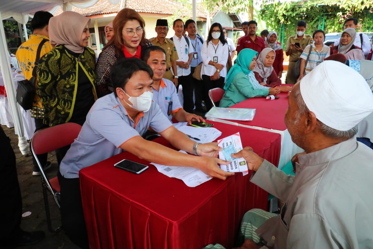 Kemensos Tak Lagi Salurkan Bantuan Sosial Berupa Barang