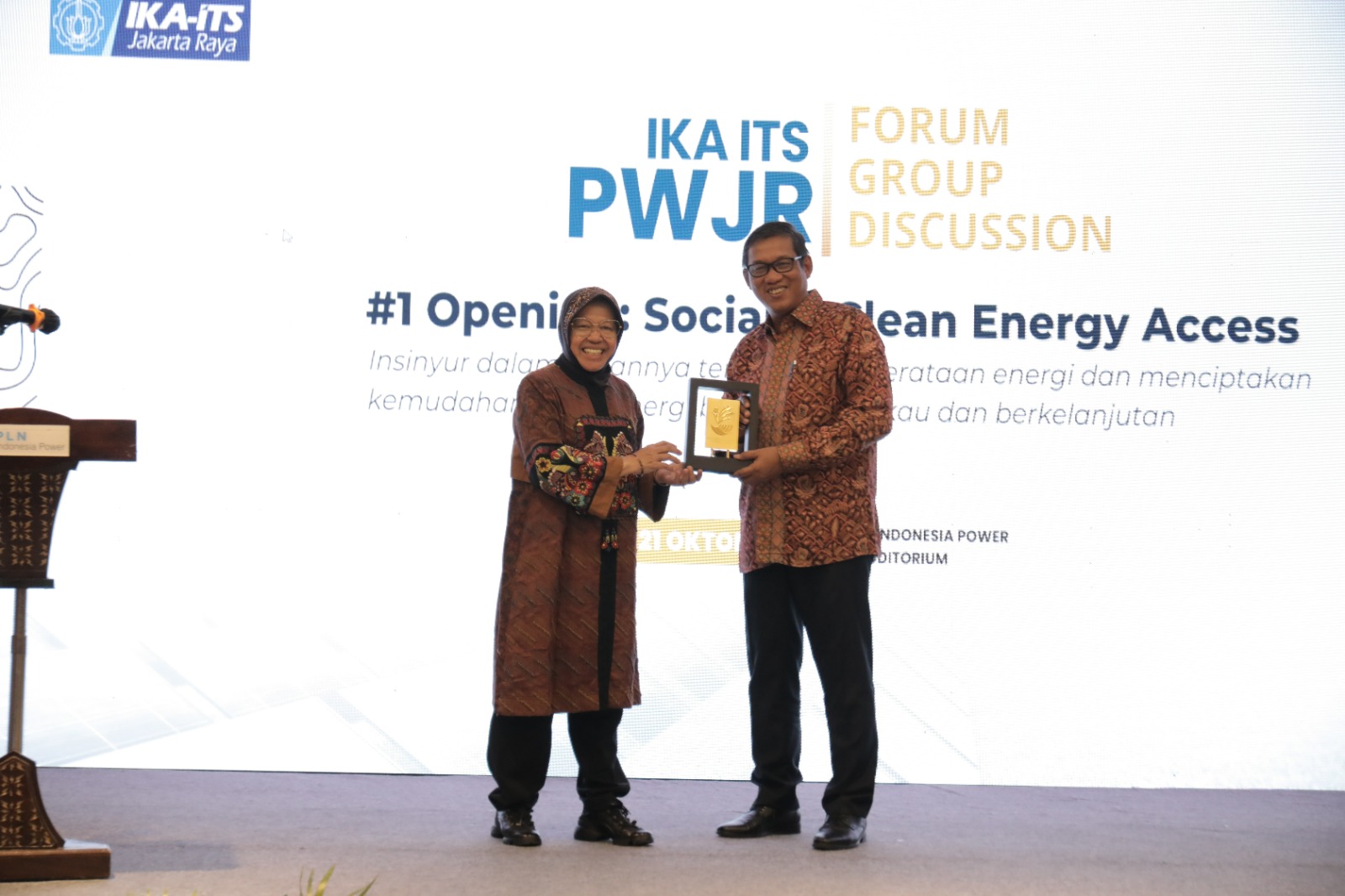 Minister of Social Affairs Risma in FGD IKA ITS PW Jakarta Raya