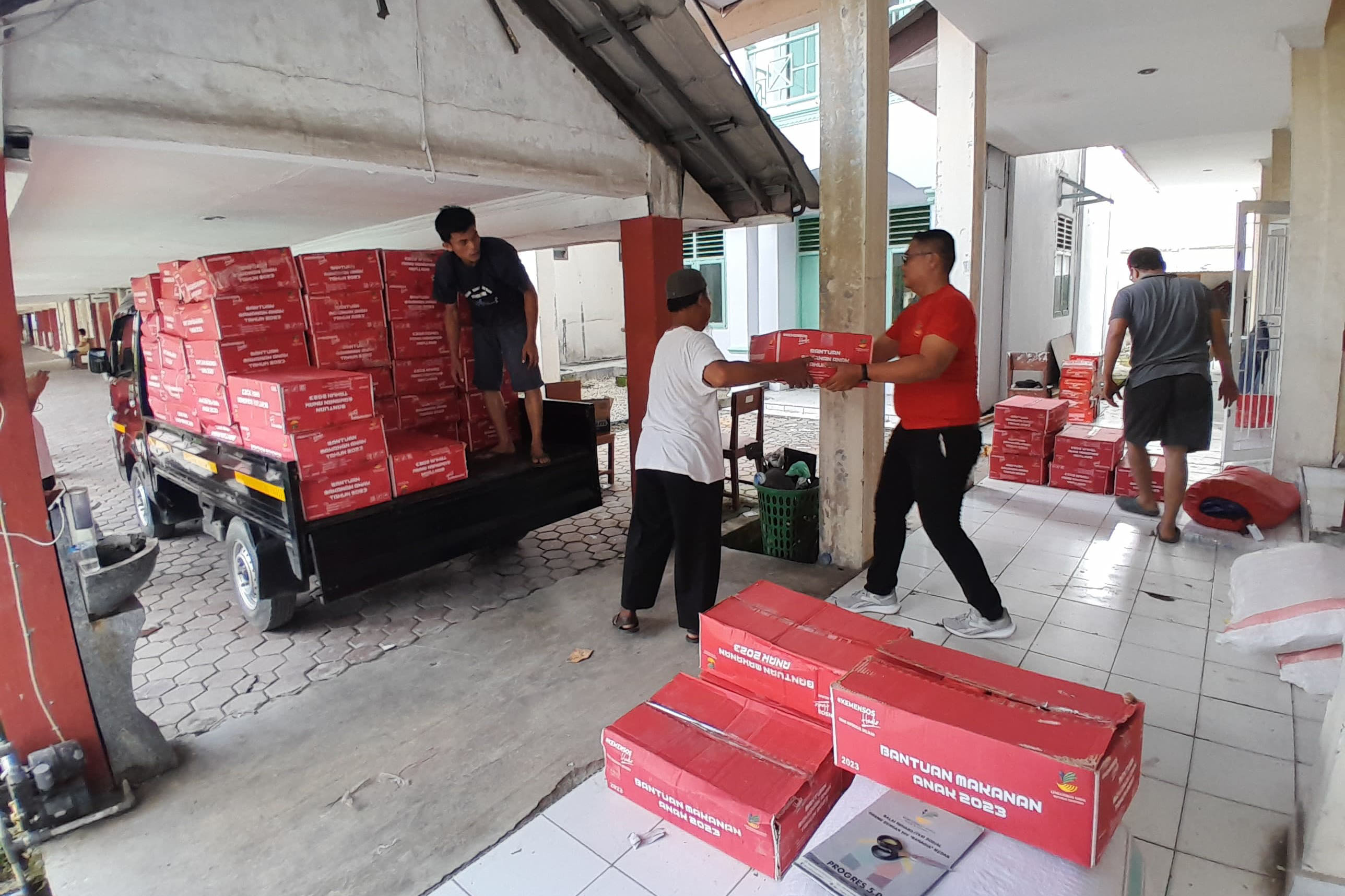 Ministry of Social Affairs sends emergency logistical assistance to flood victims in Southeast Aceh