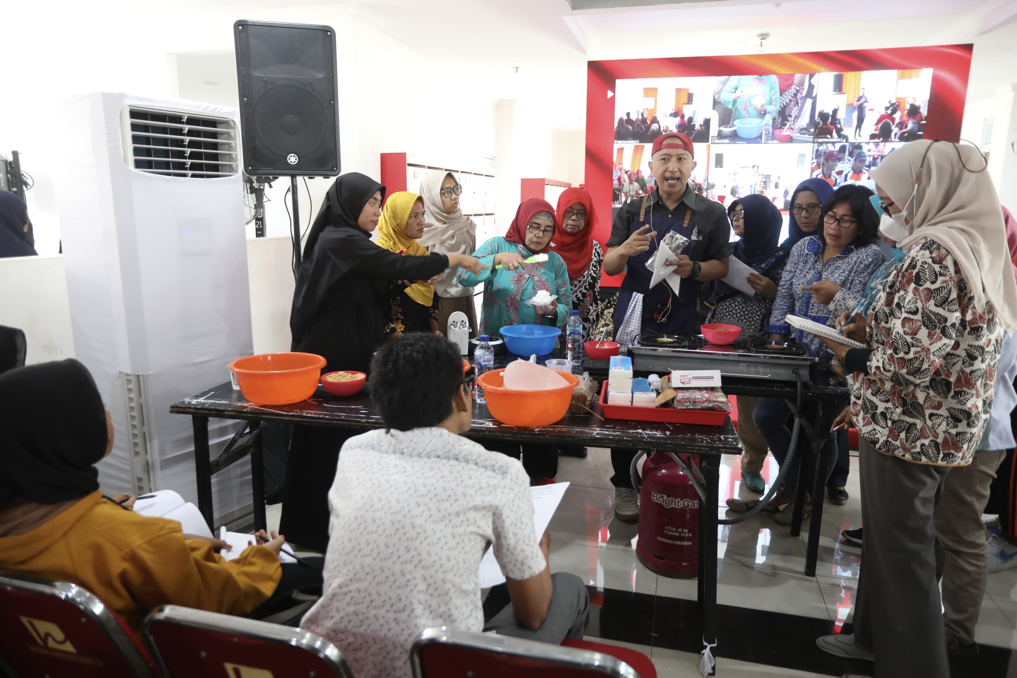 Pemberdayaan Masyarakat Melalui Sektor Kuliner pada Workshop PENA Kemensos