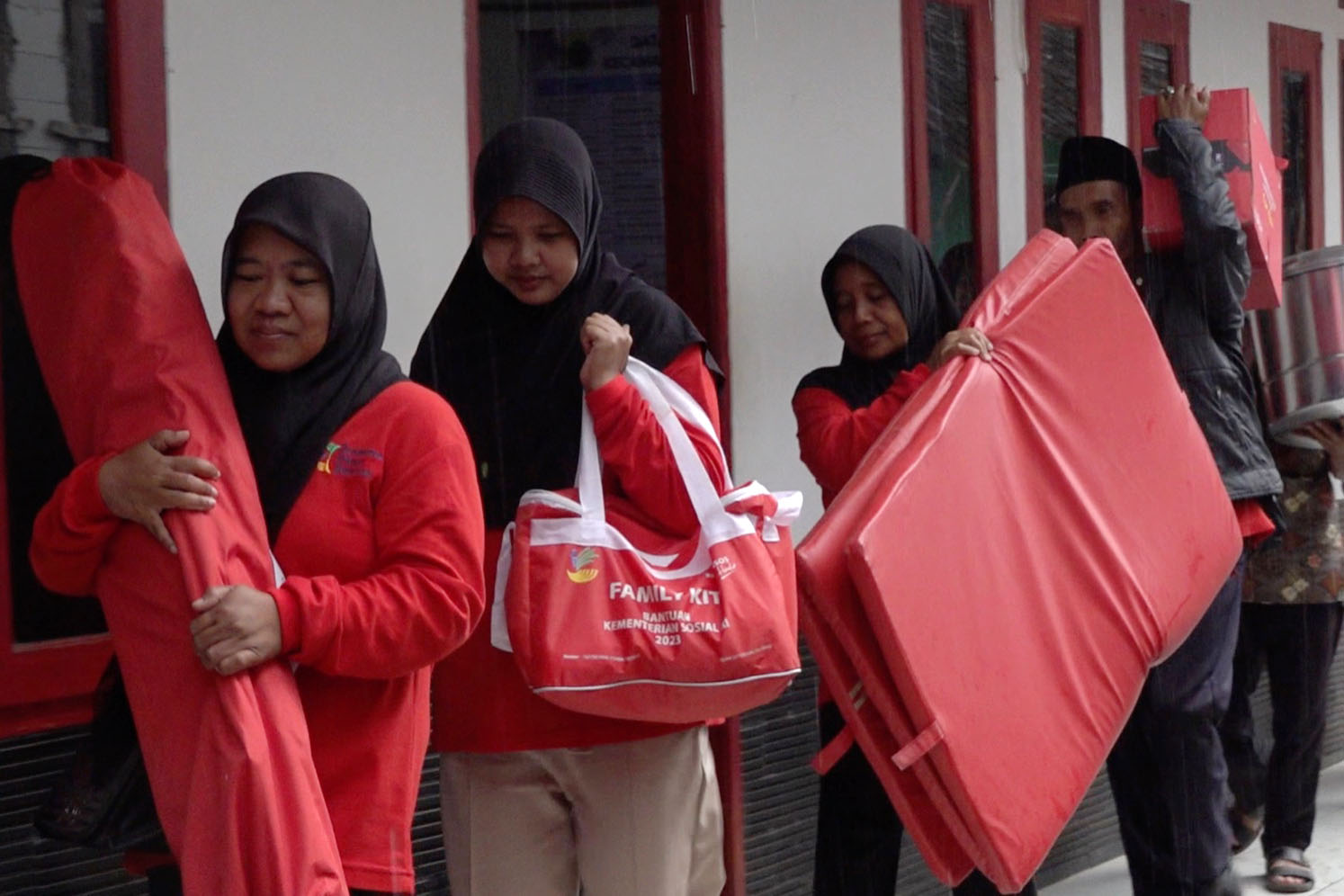 Social Barn in Cianjur, Accelerating Aid Distribution for Disaster Victims