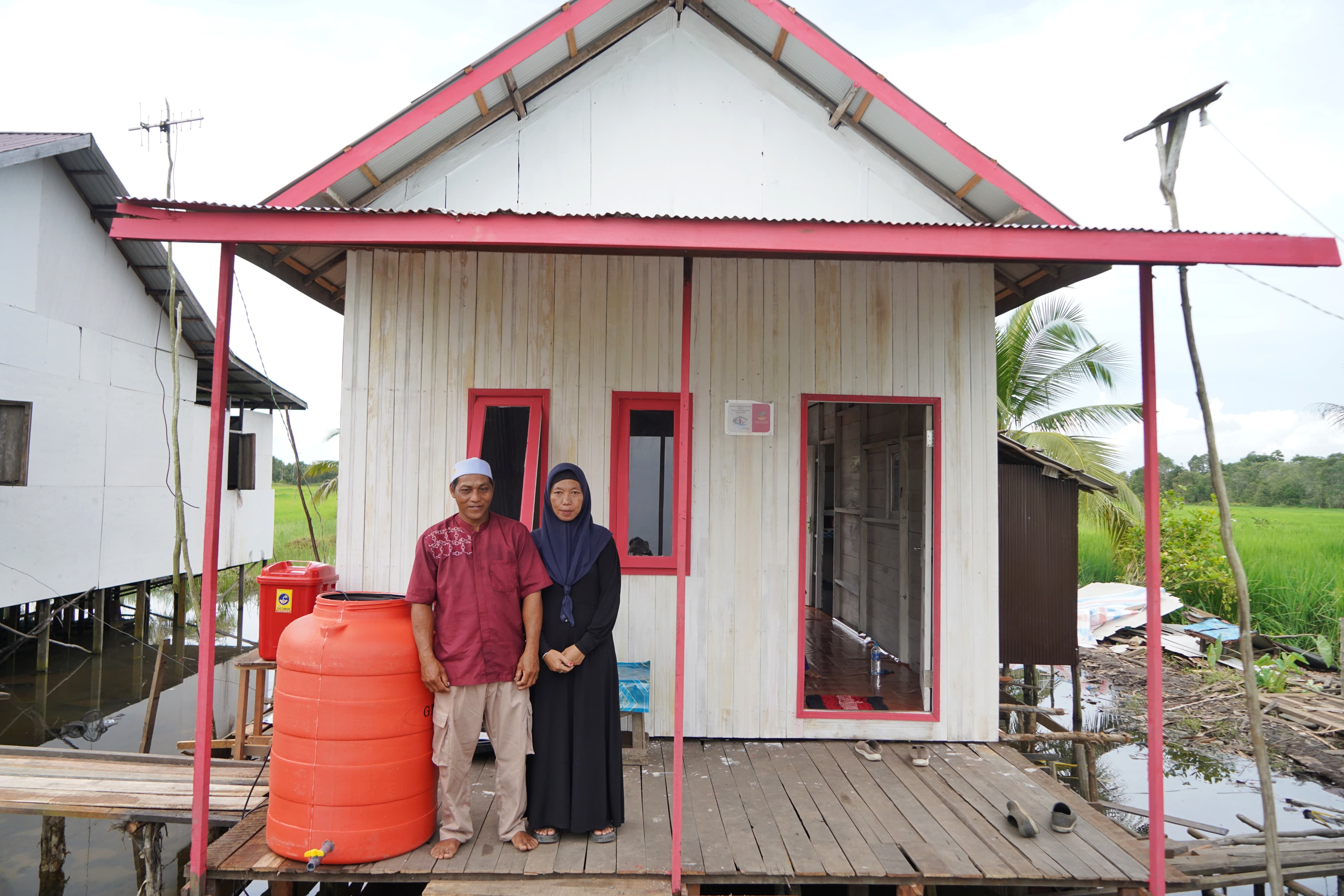 Receiving a House from Minister of Social Affairs Risma, Farmers Feel Like They're Dreaming