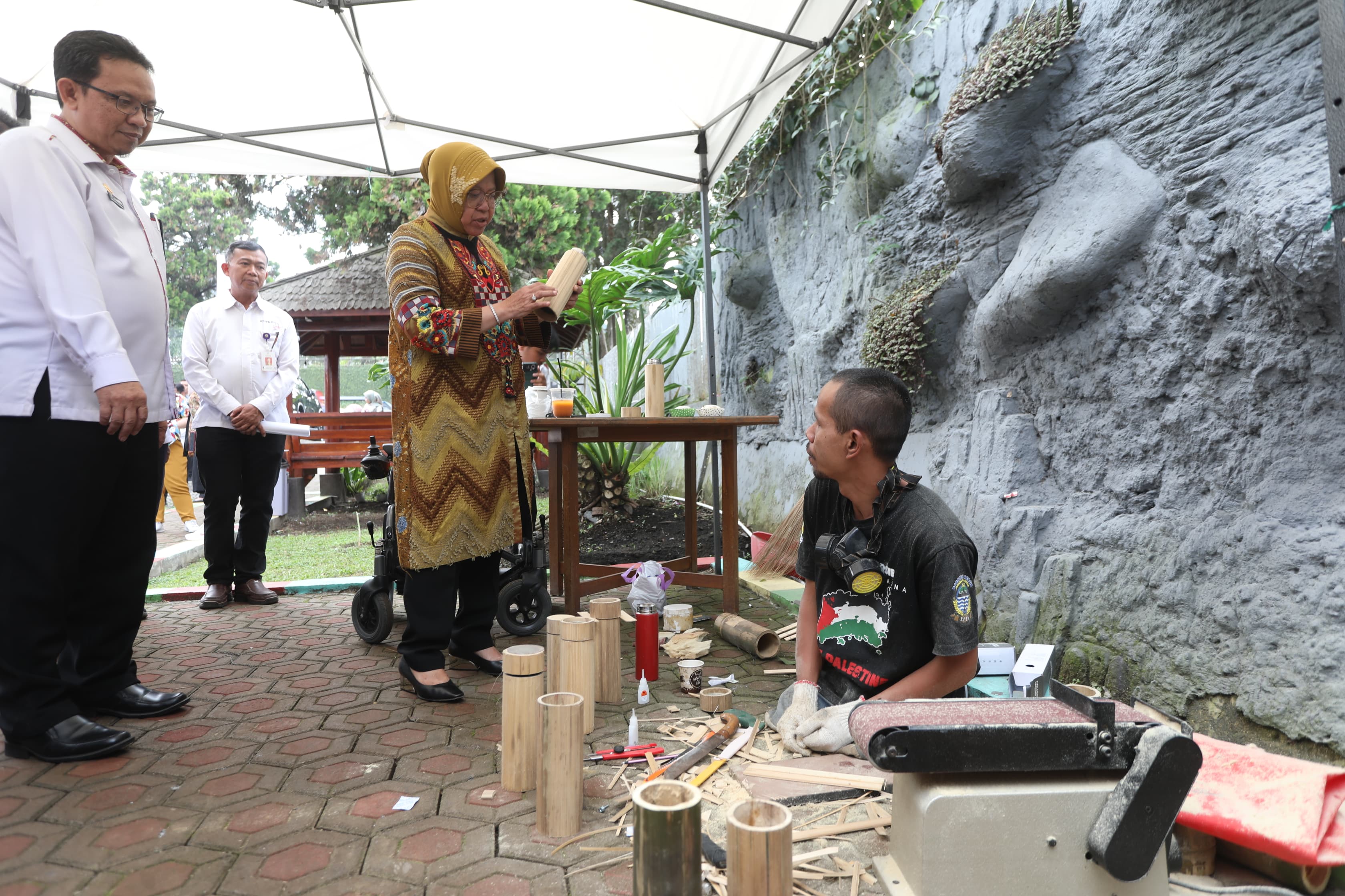 Mensos Risma Ungkap Kiat Sukses Berwirausaha bagi Penyandang Disabilitas