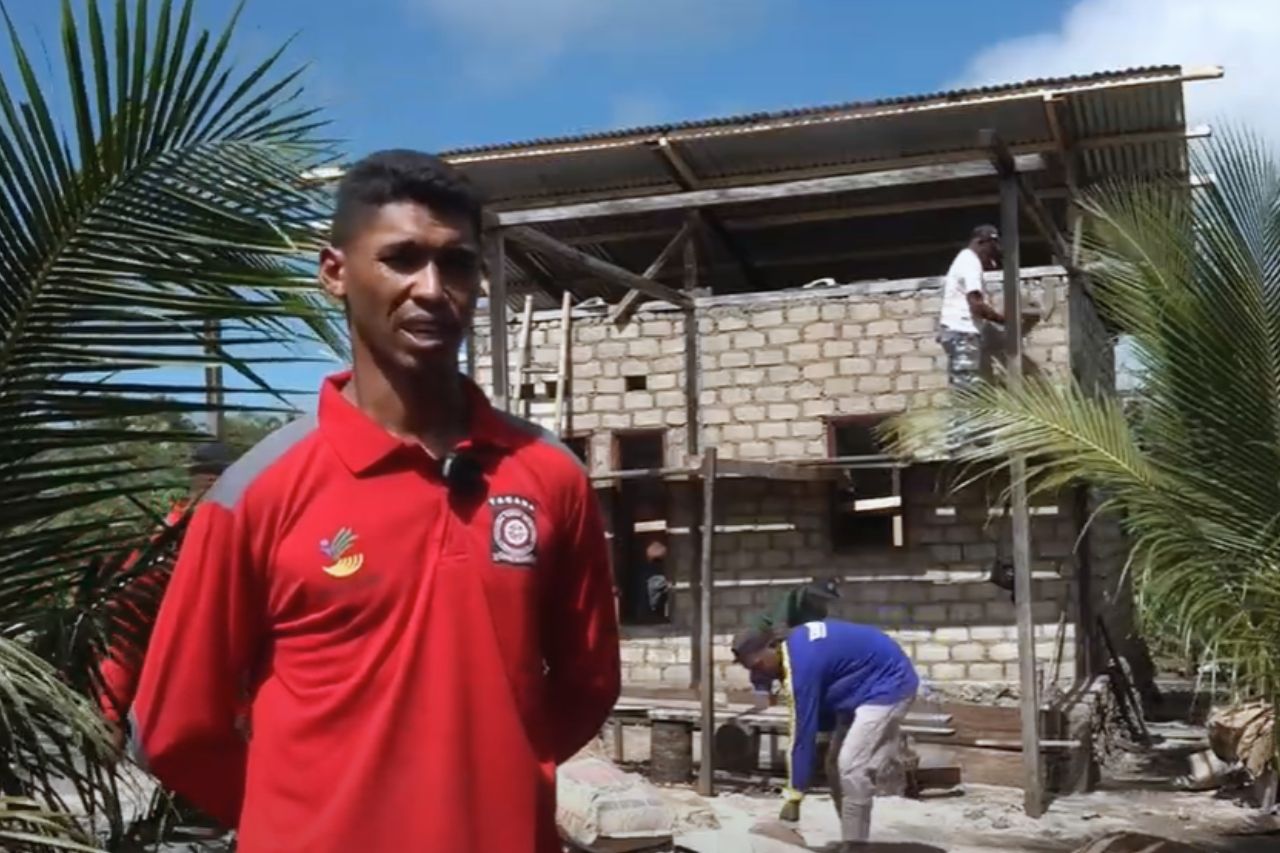 Gotong Royong Tagana Bangun Rumah Sejahtera Terpadu di Kepulauan Tanimbar