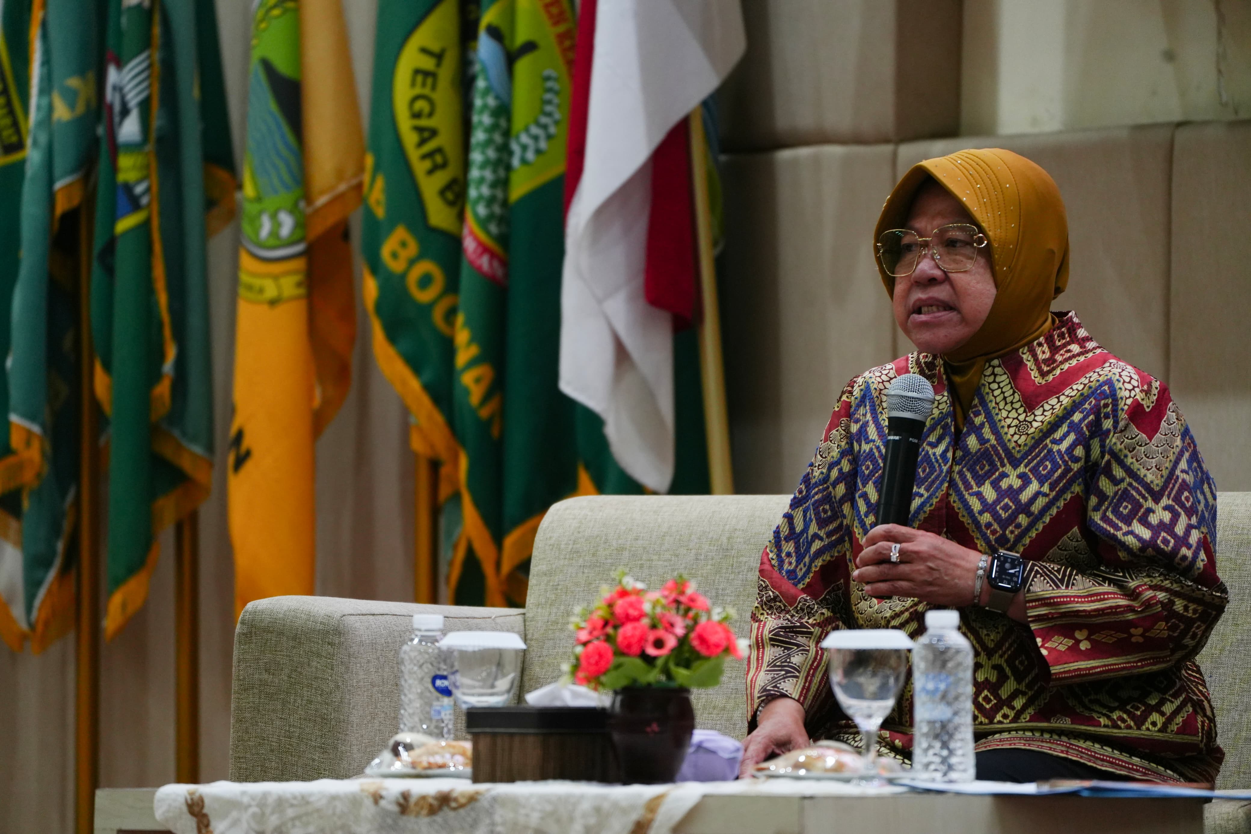 Minister of Social Affairs Risma Explains Innovation Strategy for Transforming Social Welfare