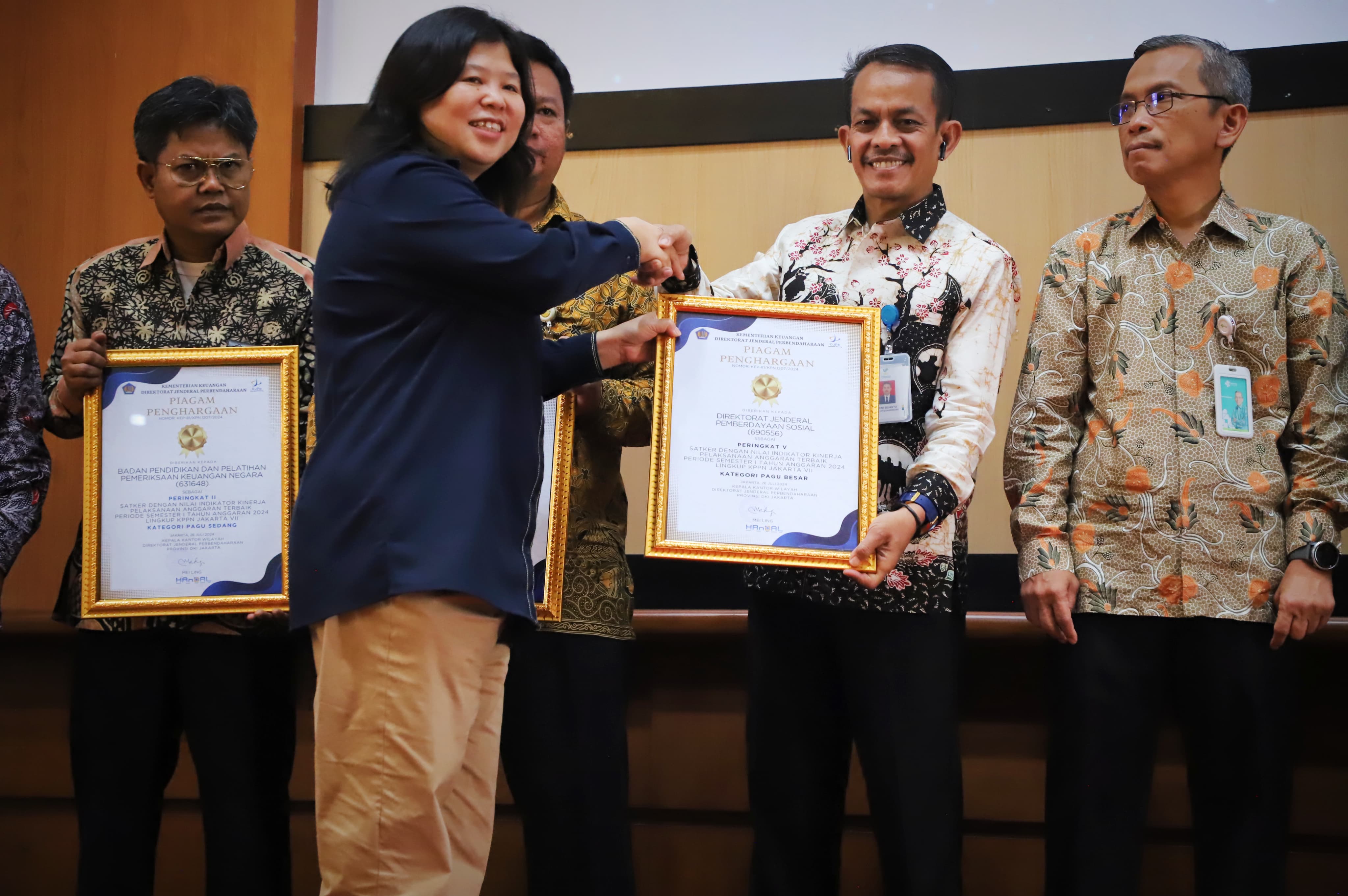 Ditjen Dayasos Kemensos Raih Penghargaan Pelaksana Anggaran Terbaik ke V pada KPPN Jakarta VII Award