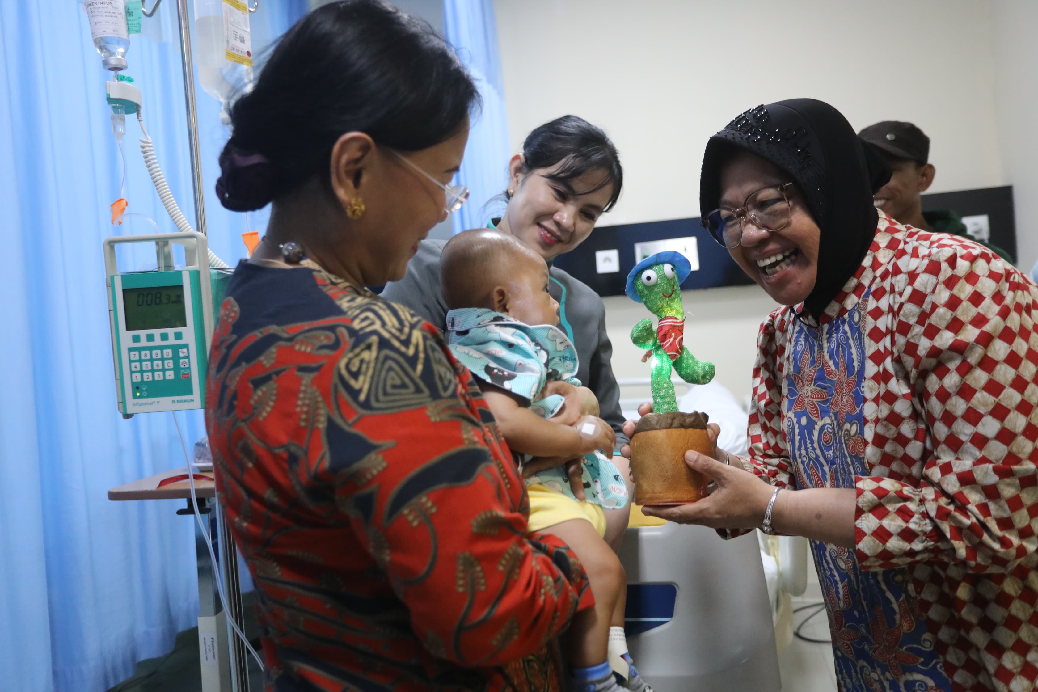 Baby with Atresia Ani in Sentul Receives Assistance from the MoSA