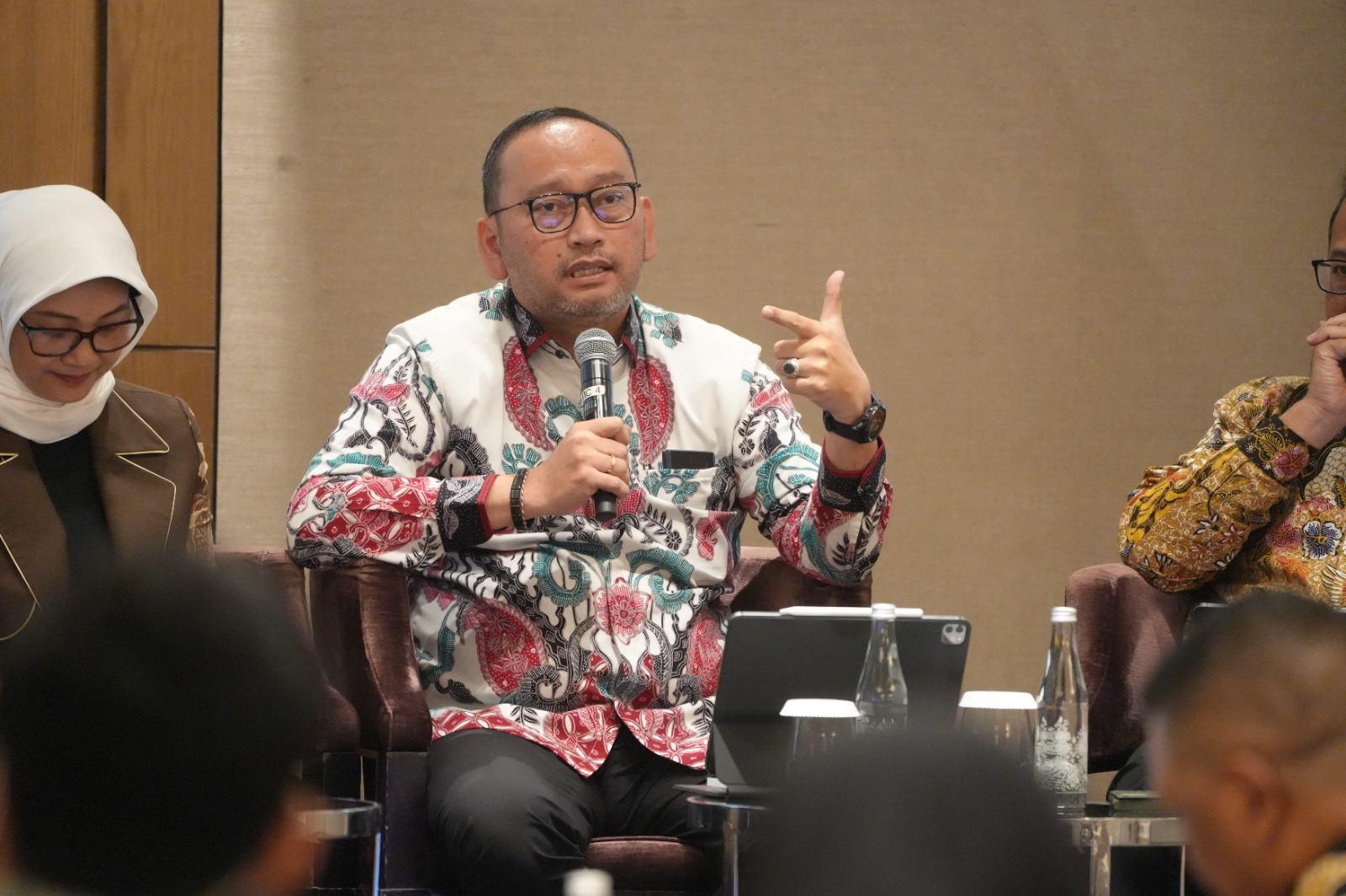 Seminar Perlindungan Sosial Indonesia: Strategi menuju Indonesia Emas yang Inklusif, Tangguh, dan Produktif