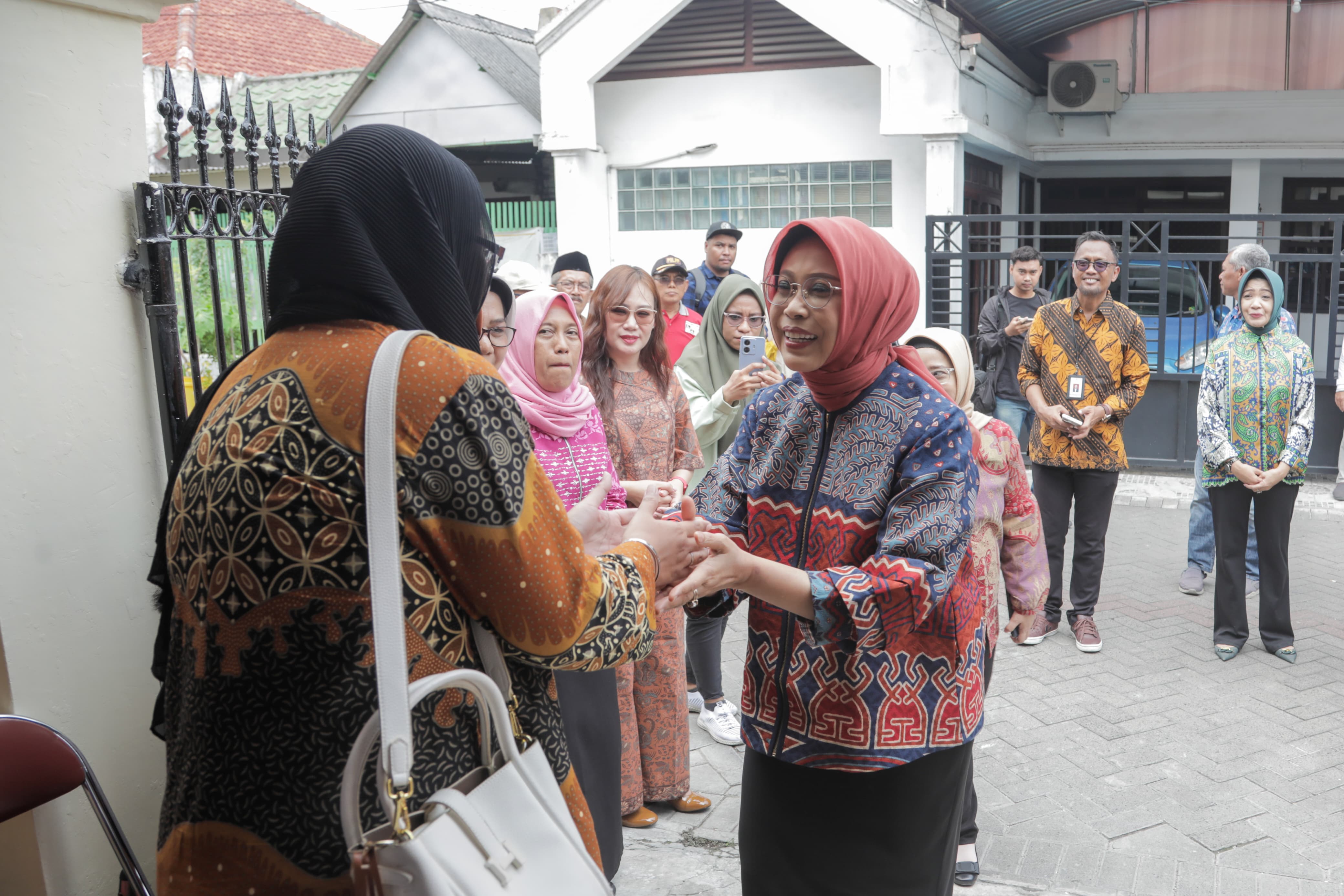 Peduli Keluarga Para Pejuang Kemerdekaan, Kemensos Adakan Anjangsana di Kota Pahlawan