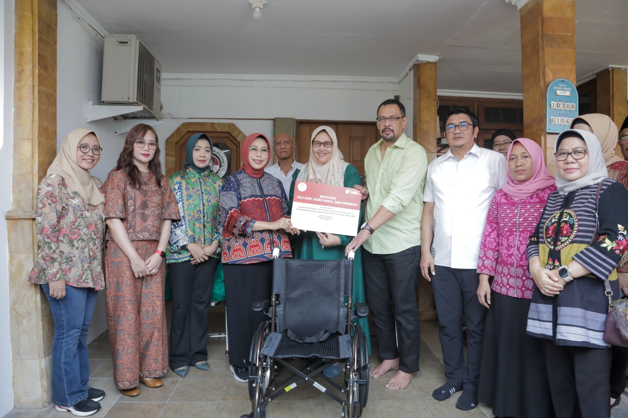 DWP Ministry of Social Affairs Visits Families of Independence Fighters