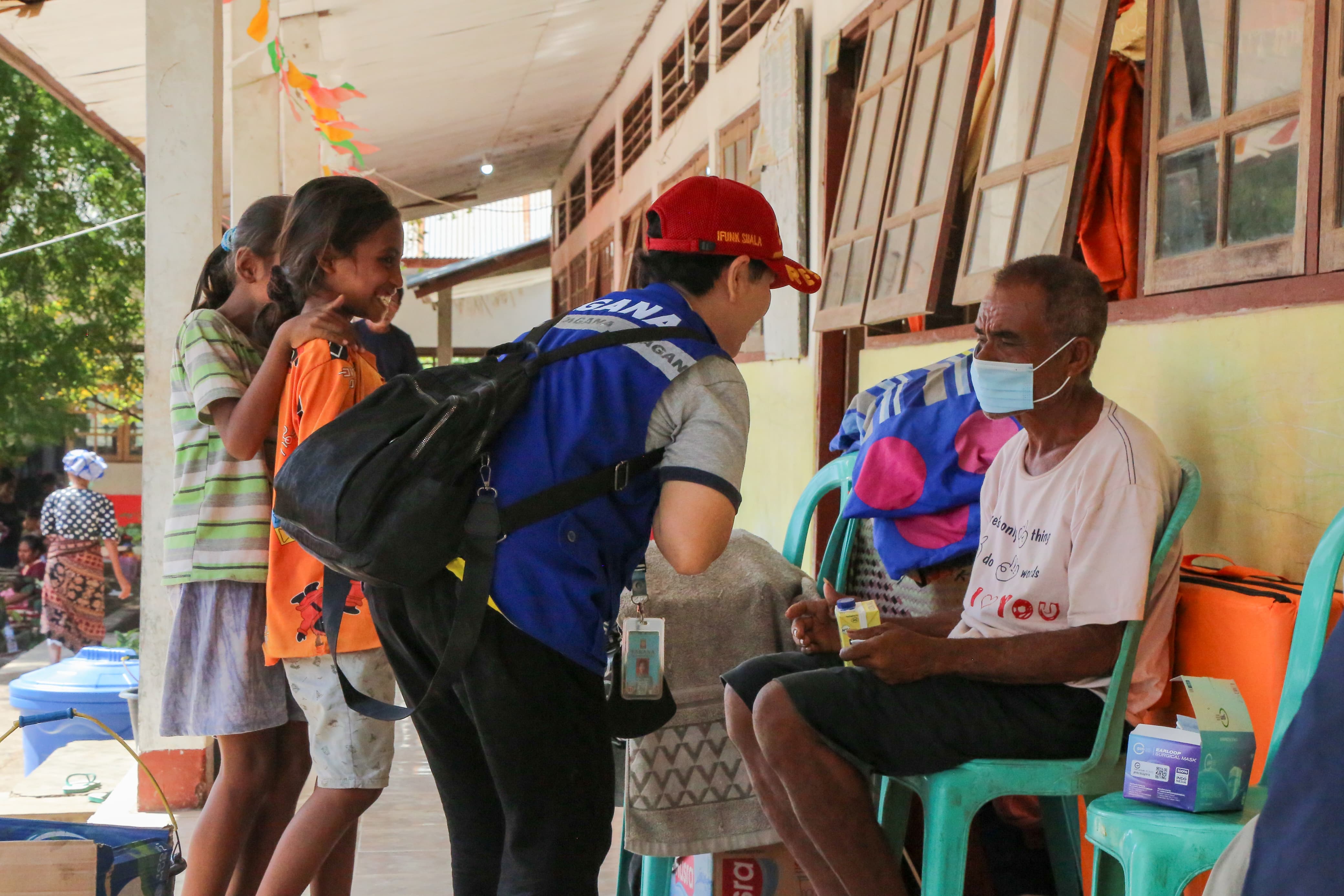 Gus Mensos Pastikan Bantuan Sosial Pengungsi Lewotobi Mencukupi, Bantuan Senilai 3,14 Miliar Telah Disalurkan