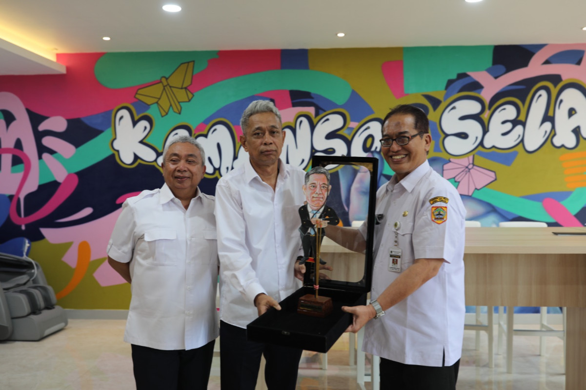 Collaboration Between MoSA and Local Governments to Eradicate Poverty in Central Java