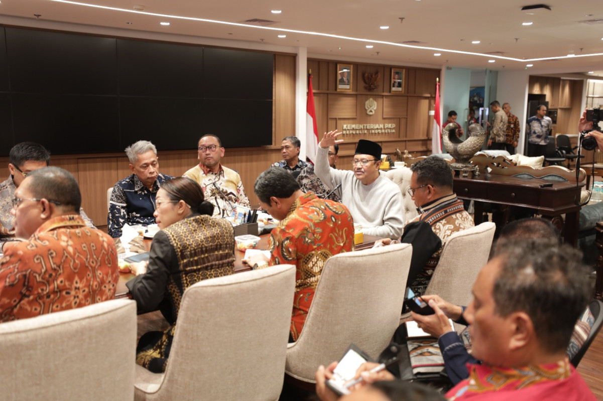 Gus Ipul Ajak Kepala Daerah se-NTT Sukseskan Pemutakhiran DTSEN dan Sekolah Rakyat