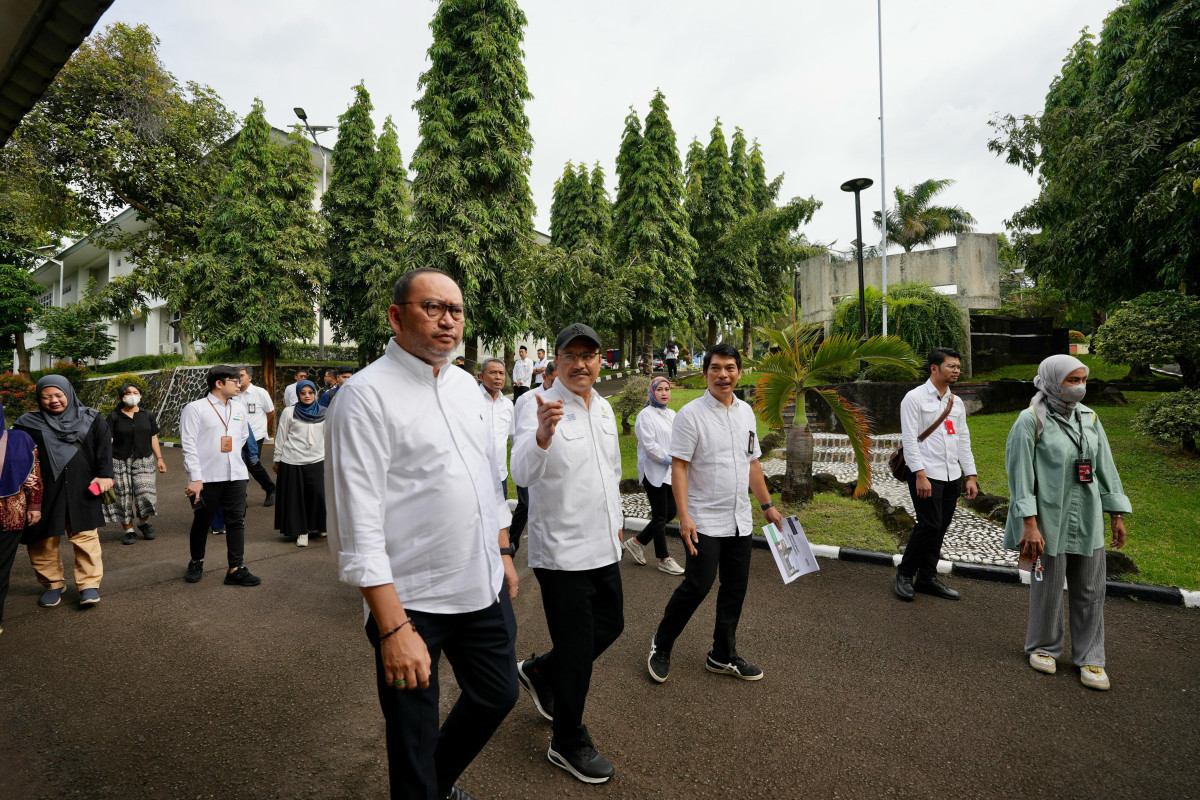 Pastikan Kesiapan Sekolah Rakyat, Mensos Gus Ipul Cek Sarana dan Prasarana Pusdiklatbangprof Margaguna